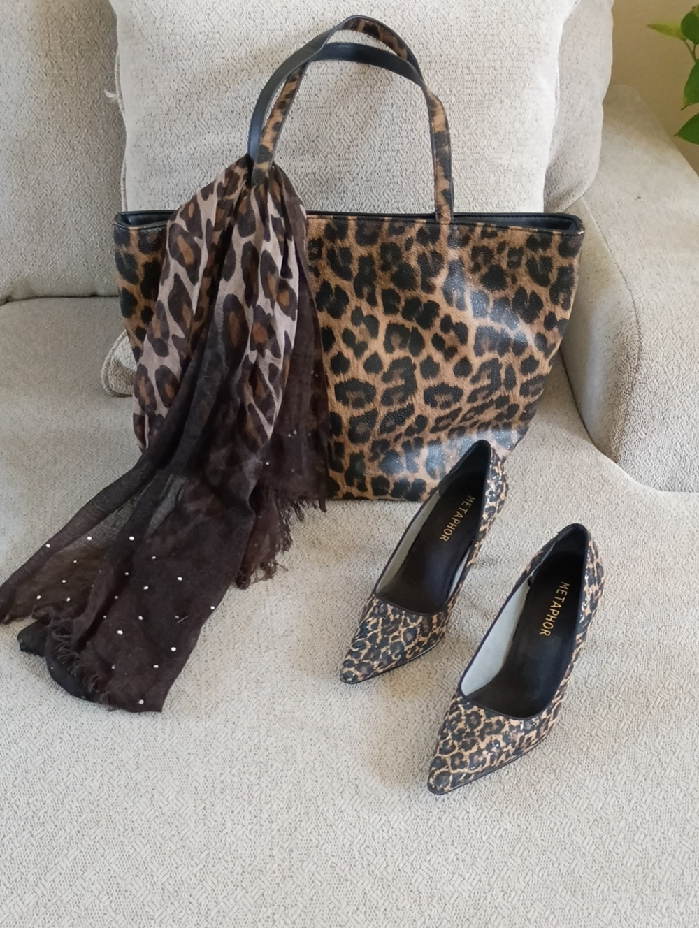 Metaphor Leopard-Print Scarf & Tote Set - Brown & Black